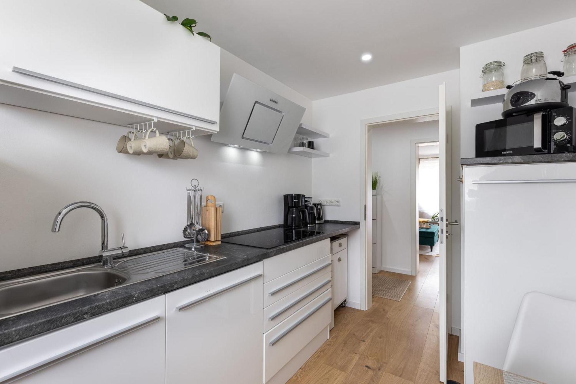 Schoenes, Modernes Apartment Mit Zwei Schlafzimmern - Zentral Mit Balkon Fuer 6 Personen Montabaur Exteriör bild