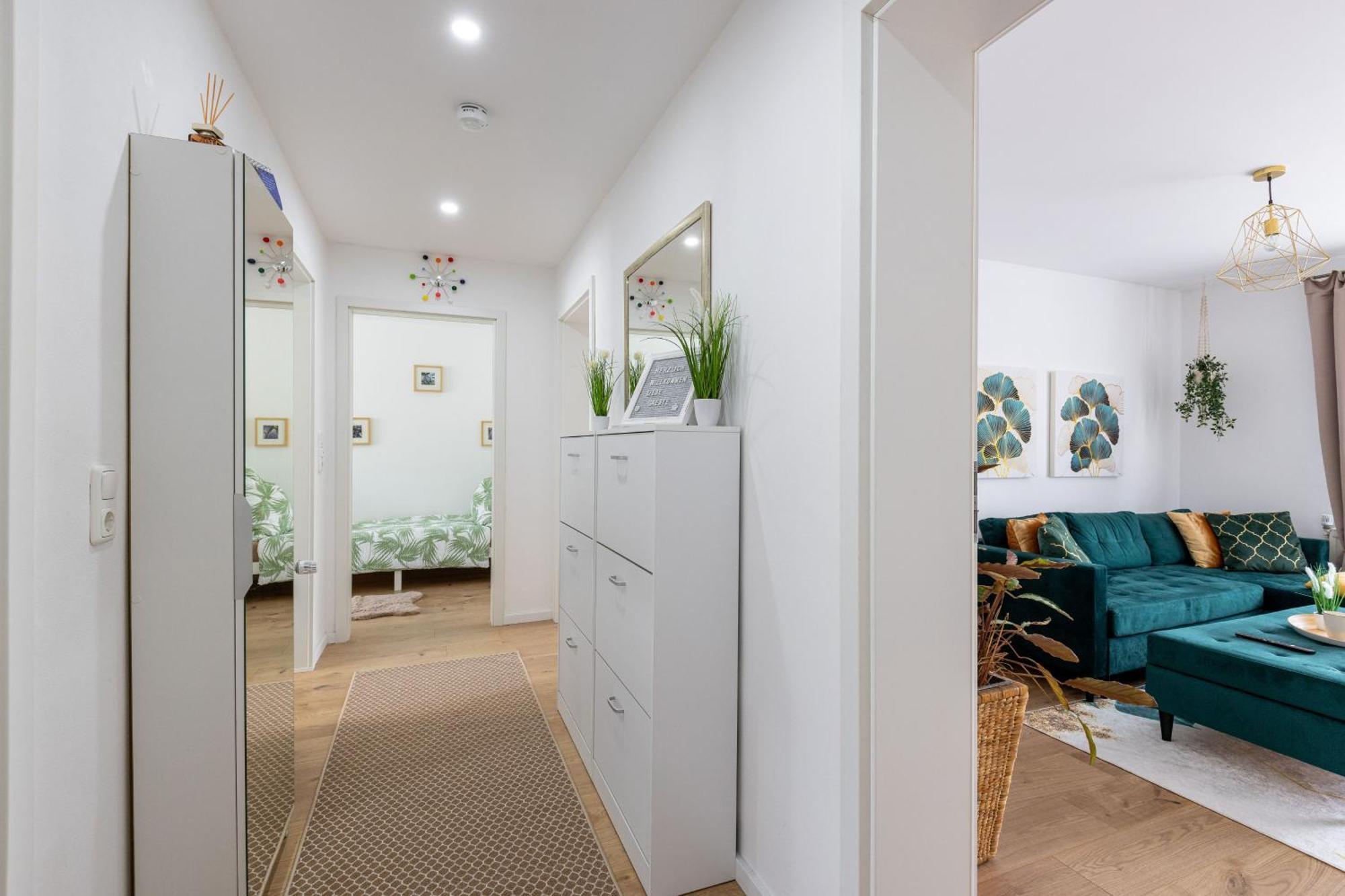 Schoenes, Modernes Apartment Mit Zwei Schlafzimmern - Zentral Mit Balkon Fuer 6 Personen Montabaur Exteriör bild